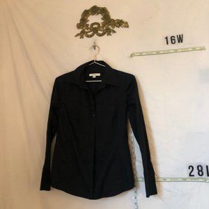 Women’s long sleeve Merona button down shirt M